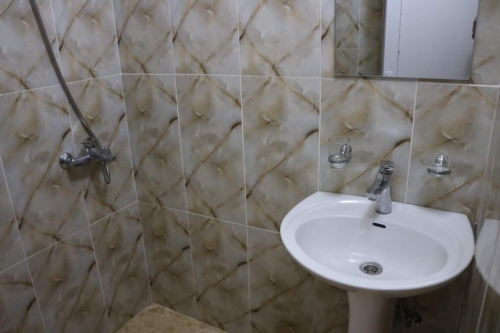 Guest House Barbi Кобулети Экстерьер фото