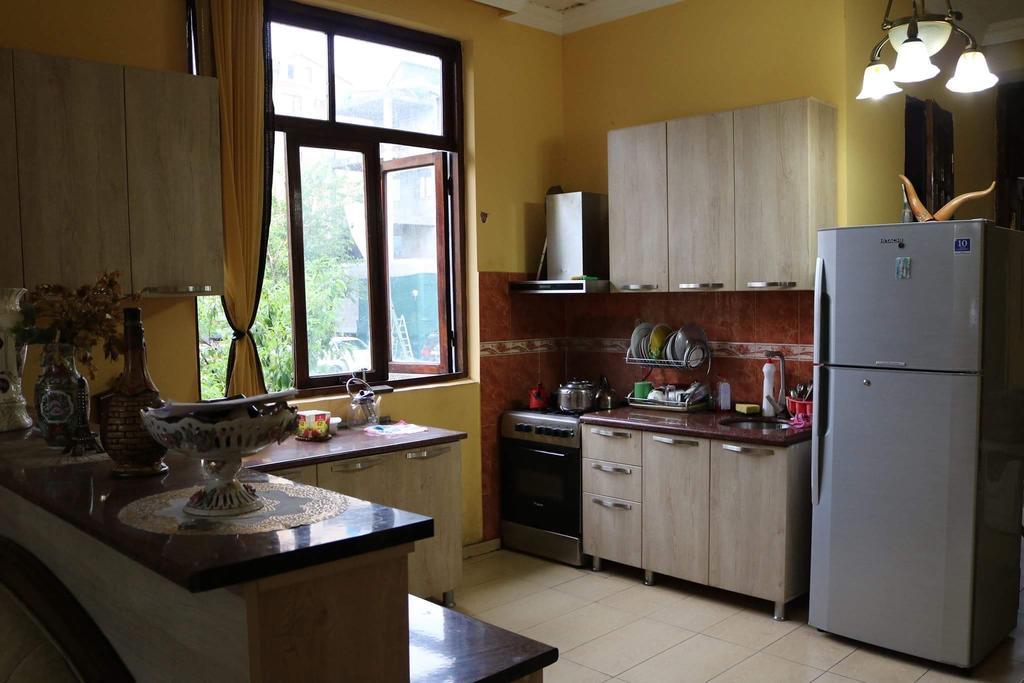 Guest House Barbi Кобулети Экстерьер фото